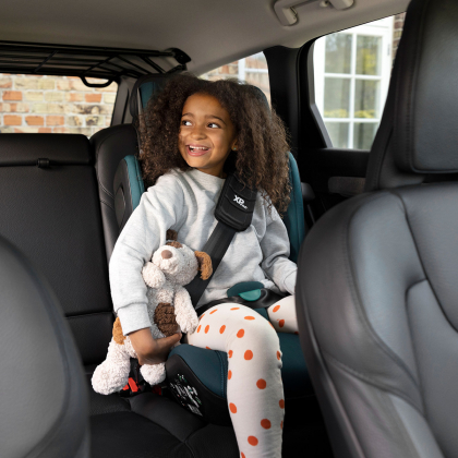 Autosedačka Britax Römer KIDFIX i-Size Galaxy Black 2023_15