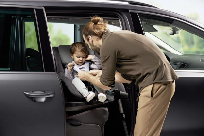Autosedačka Britax Römer DUALFIX 3 i-Size Bundle Flex 5Z Indigo Blue 2023_9
